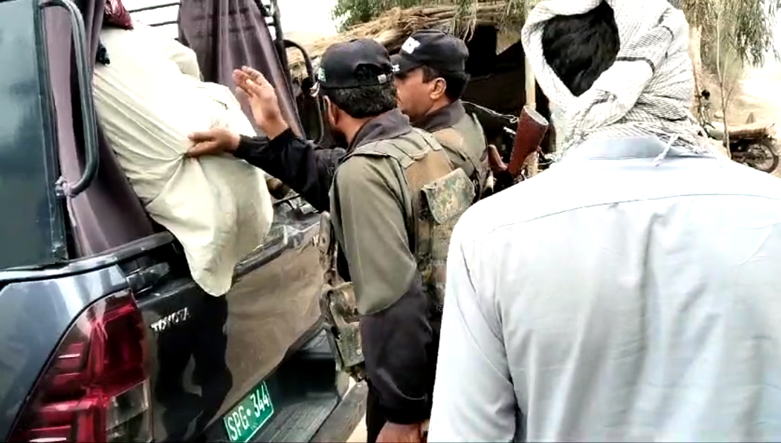 قادرپور ۾ ڌاڙيلن جو هڪ ڄڻي کي اغوا ڪرڻ جو منصوبو ناڪام