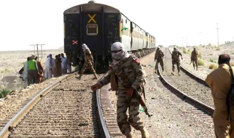 جعفر ايڪسريس دهشتگرد حملو، آپريشن جاري 155 يرغمالي بازياب، 27 دهشتگرد مارجي ويا