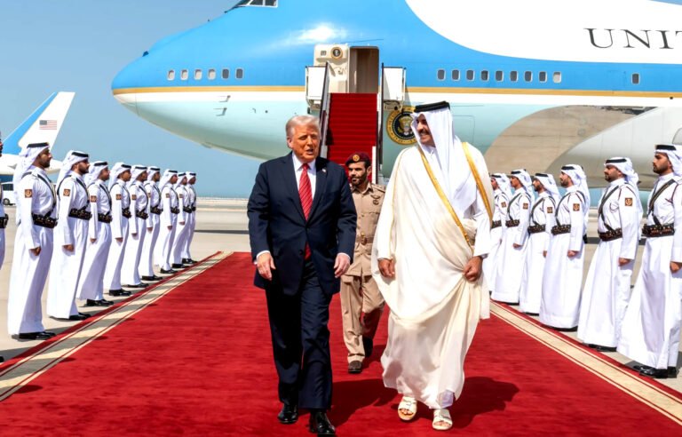 آمريڪي صدر سعودي عرب جو دورو مڪمل ڪري قطر پهتو