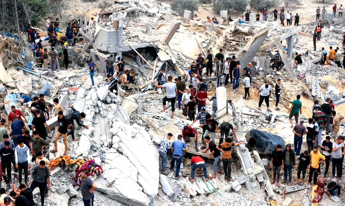 غزا ۾ اسرائيلي فوج جي بمباري ۾ وڌيڪ 80 فلسطيني شهيد