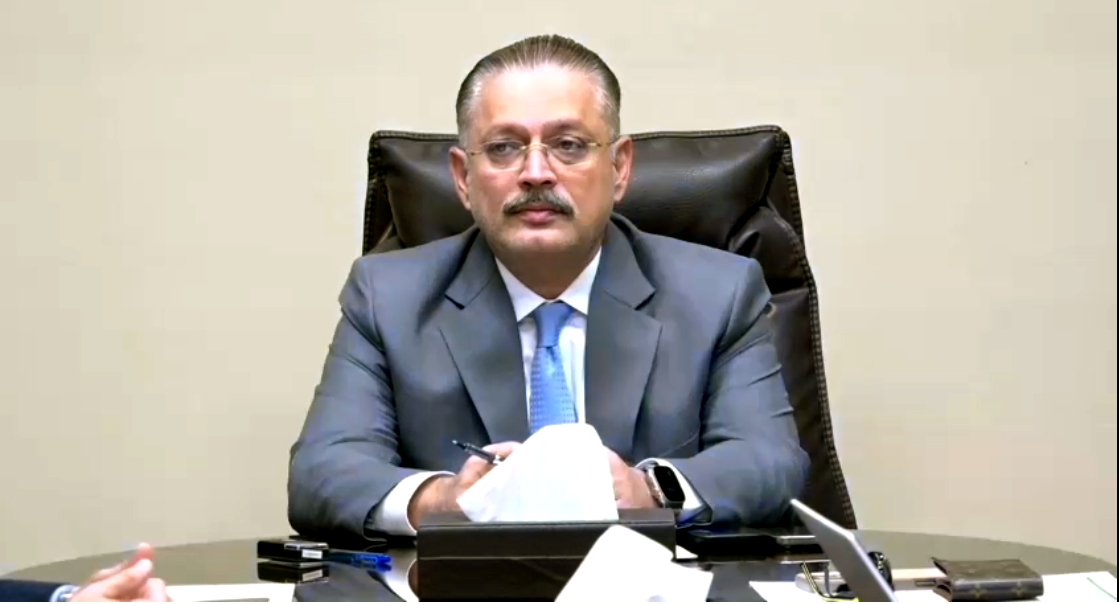 سنڌ حڪومت پاران اي وي ٽيڪسي رٿا تحت سئو ٽئڪسيز روڊن تي آڻڻ جو فيصلو
