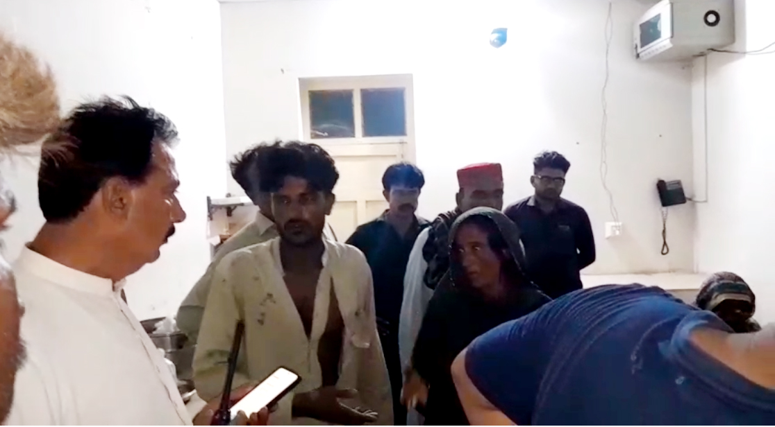 ٽنڊي غلام حيدر ڀرسان ڳوٺ گل ملاح ۾ جهيڙو، عورت قتل، مڙس سميت ٽي ڄڻا زخمي