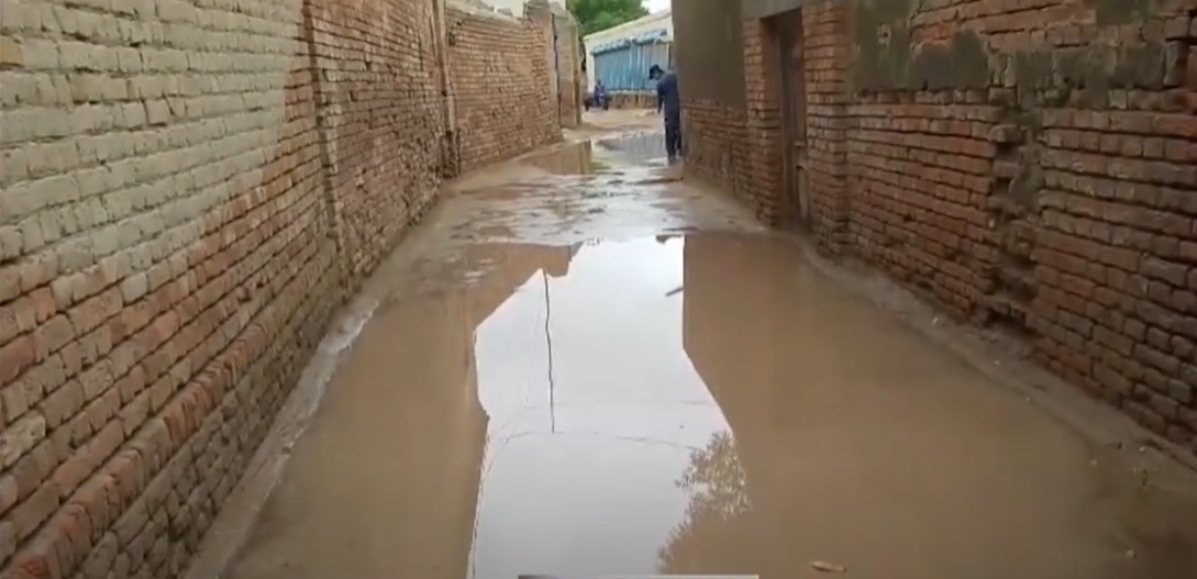 سنڌ سميت ملڪ جي مختلف علائقن ۾ طوفان کانپوءِ برسات